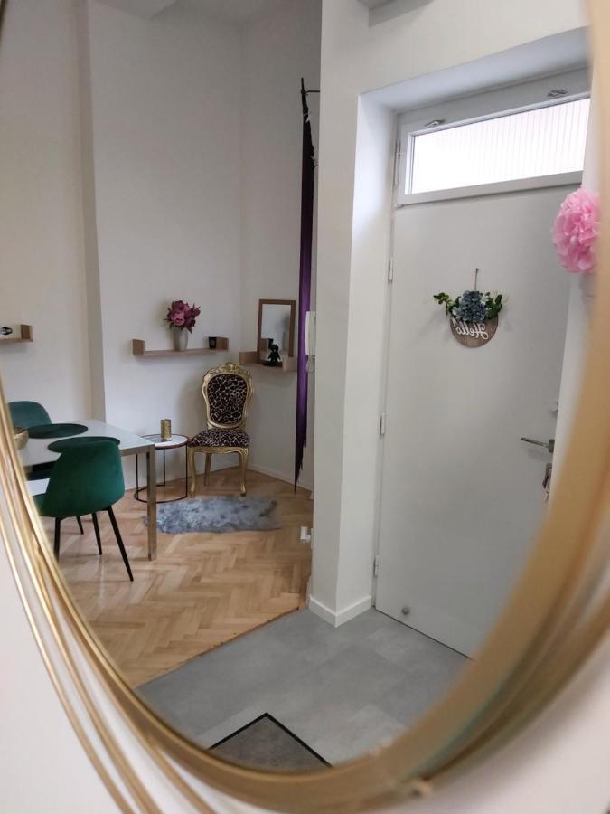 Fand Center Apartman Luxury Сегед Екстериор снимка