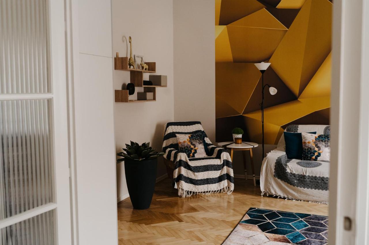 Fand Center Apartman Luxury Сегед Екстериор снимка
